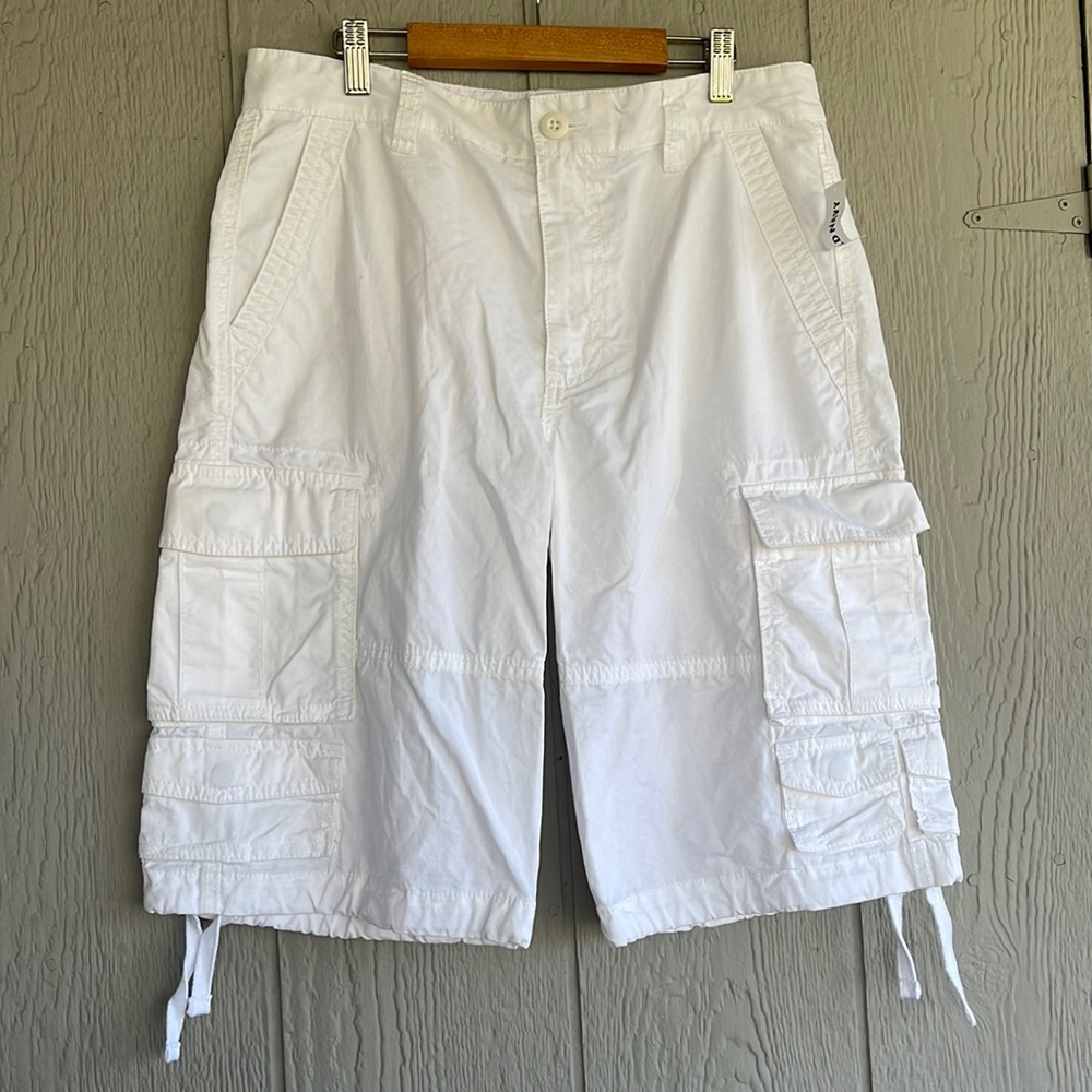 Old navy multi pockets, men shorts